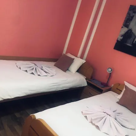 Lisinski Raj 3*