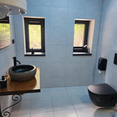 بيت ضيافة Lisinski Raj 3*