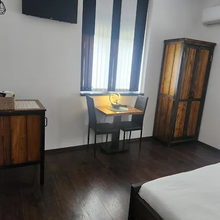 بيت ضيافة Lisinski Raj ديسبوتوفاتس
