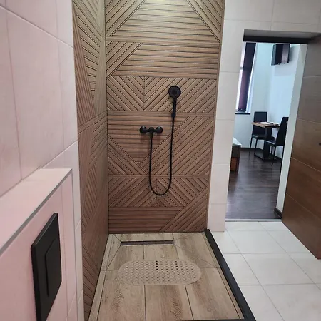 Lisinski Raj بيت ضيافة 3*