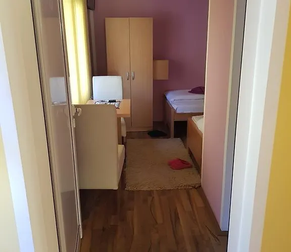 Lisinski Raj Pensiune